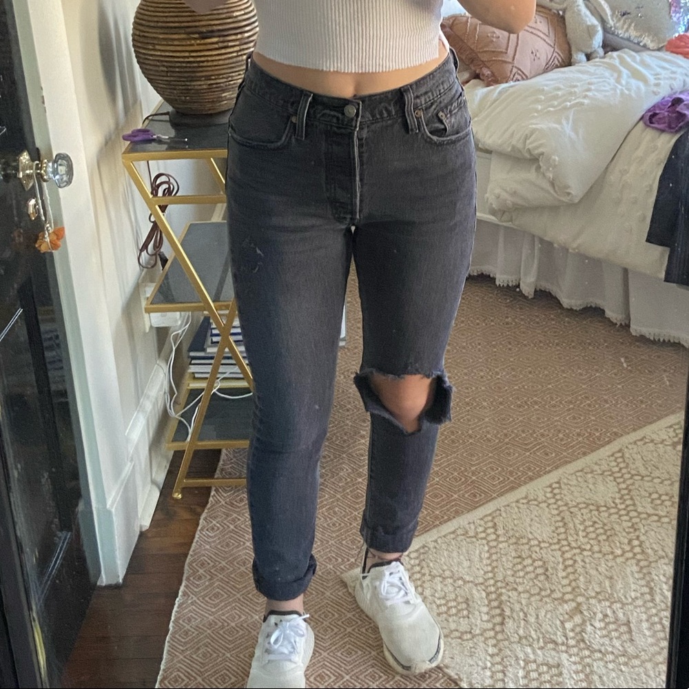 Levi’s dark grey jeans